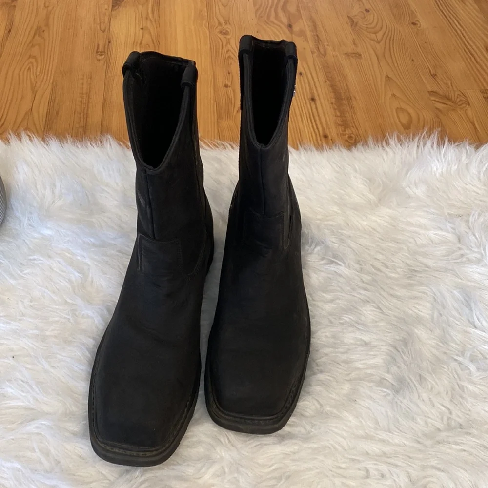 Black Men's Pull-On Work Boots - Brand Unknown